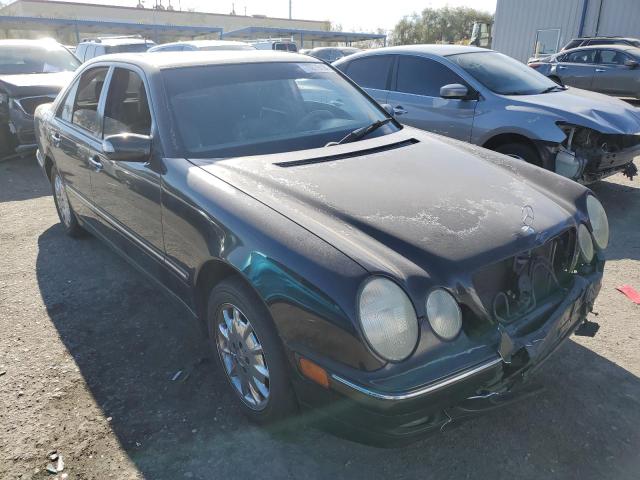 Photo 4 from auction – 2001 MERCEDES-BENZ E 320 with VIN WDBJF65J71B377372
