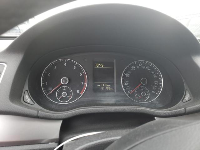 Photo 9 from auction – 2015 VOLKSWAGEN PASSAT S with VIN 1VWAT7A34FC036078