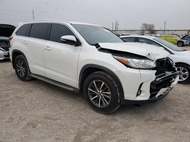 Photo 4 from auction – 2017 TOYOTA HIGHLANDER with VIN 5TDKZRFH0HS514553