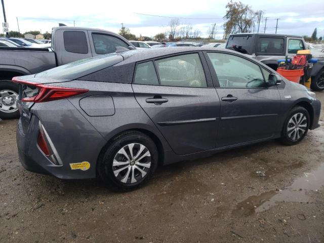 Photo 3 from auction – 2022 TOYOTA PRIUS PRIM with VIN JTDKAMFP3N3218991