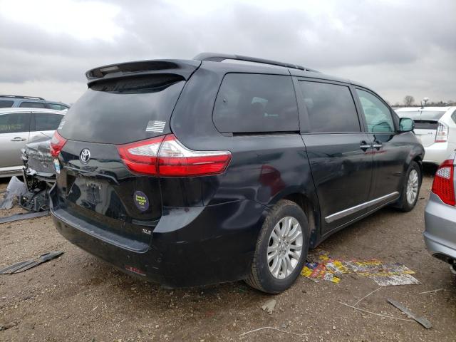 Photo 3 from auction – 2017 TOYOTA SIENNA XLE with VIN 5TDYZ3DC4HS857087