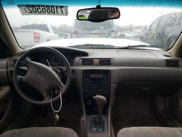 Photo 8 from auction – 2001 TOYOTA CAMRY with VIN 4T1BG22K31U052128