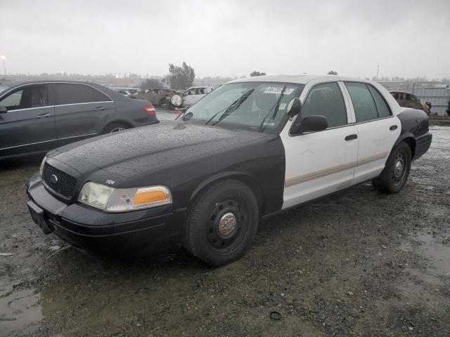 Photo 1 from auction – 2011 FORD CROWN VICT with VIN 2FABP7BV6BX145737