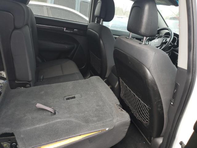 Photo 11 from auction – 2013 KIA SORENTO LX with VIN 5XYKT4A62DG354869