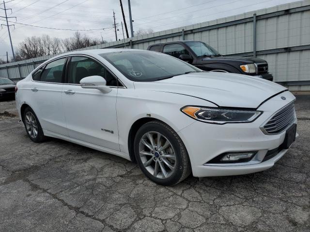 FORD FUSION SE 2017 with VIN 3FA6P0LU1HR410098 - Photo from auction
