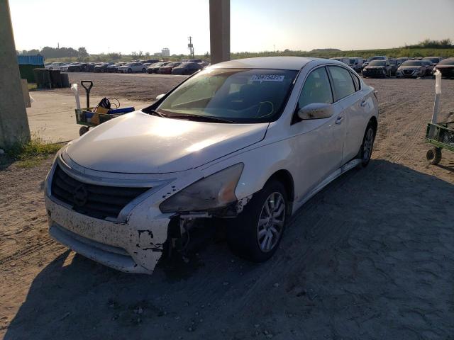 NISSAN ALTIMA 2.5 2014 with VIN 1N4AL3AP3EC135607 - Photo from auction