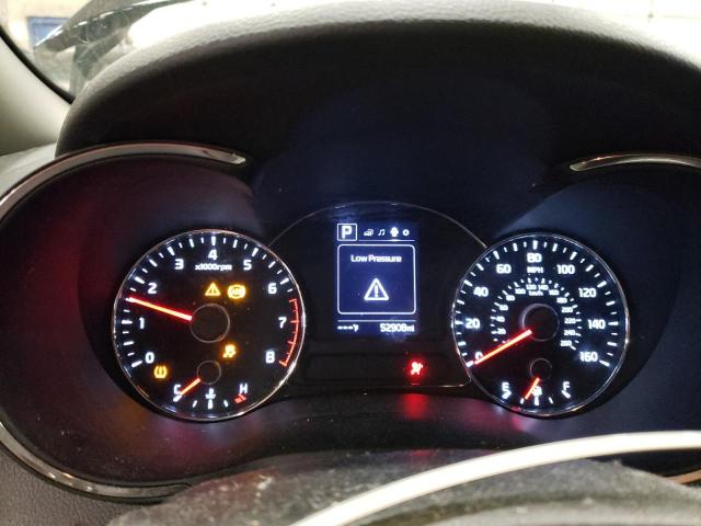 Photo 9 from auction – 2018 KIA FORTE LX with VIN 3KPFL4A72JE209530