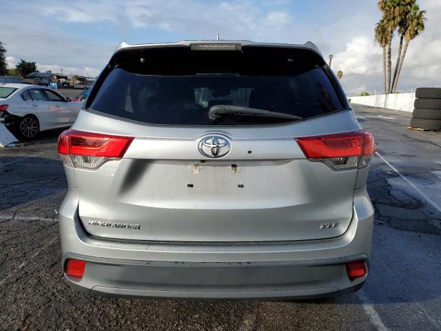 Photo 6 from auction – 2017 TOYOTA HIGHLANDER with VIN 5TDKZRFH8HS508158