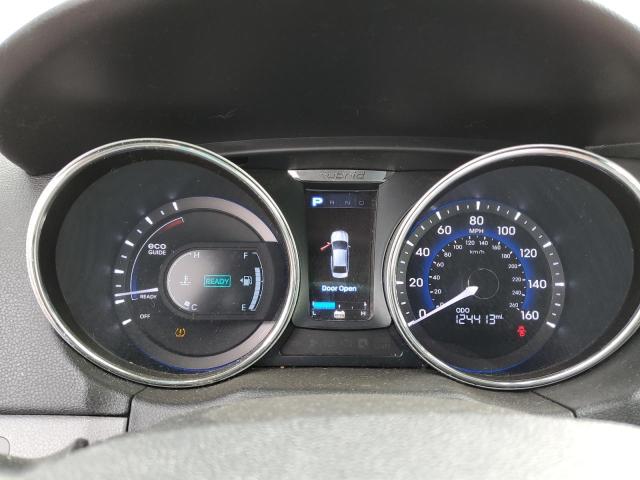 Photo 9 from auction – 2012 HYUNDAI SONATA HYB with VIN KMHEC4A44CA058841