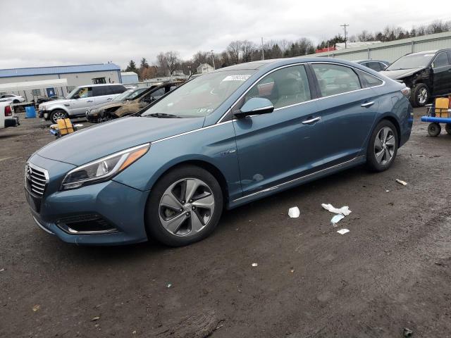 HYUNDAI SONATA HYB 2016 with VIN KMHE34L16GA008239 - Photo from auction