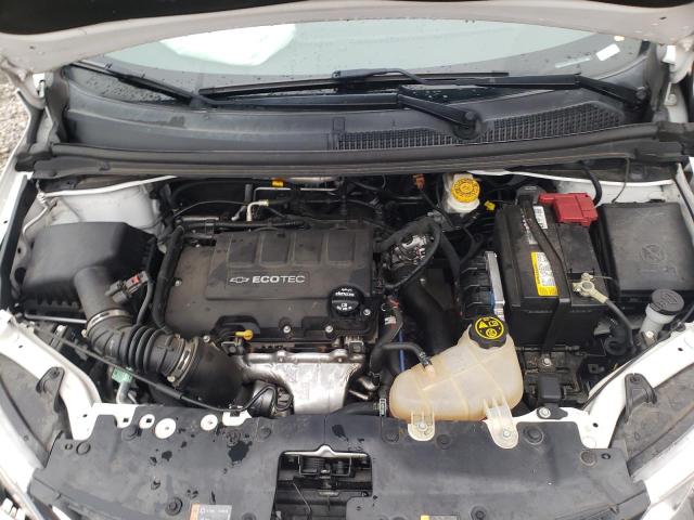 Photo 11 from auction – 2019 CHEVROLET SONIC LT with VIN 1G1JD5SB4K4107593