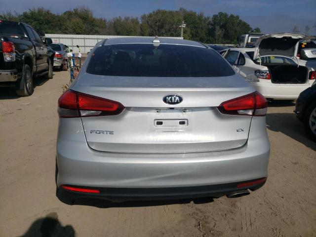 Photo 6 from auction – 2017 KIA FORTE EX with VIN 3KPFL4A86HE037490