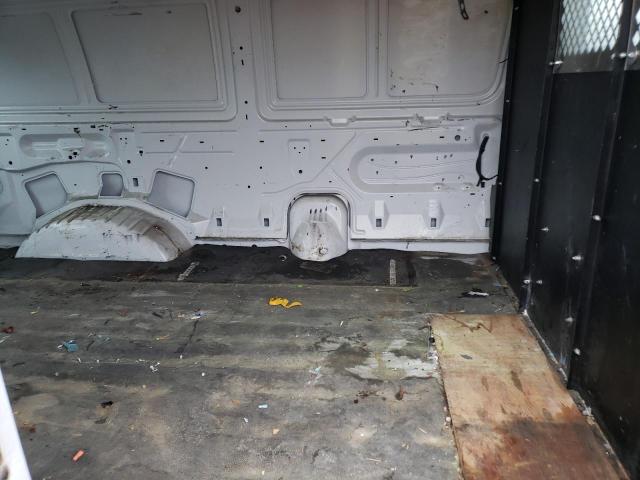 Photo 11 from auction – 2005 FORD ECONOLINE with VIN 1FTNE24WX5HA49815