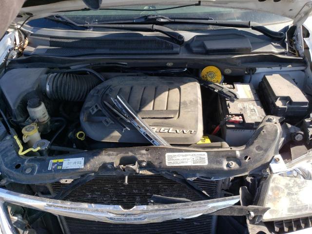Photo 11 from auction – 2014 CHRYSLER TOWN & COU with VIN 2C4RC1BG0ER438612
