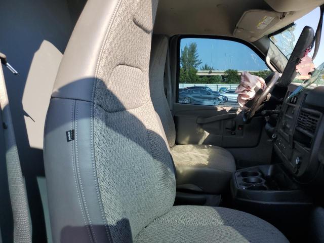 Photo 11 from auction – 2017 CHEVROLET EXPRESS G2 with VIN 1GCWGAFF4H1120879