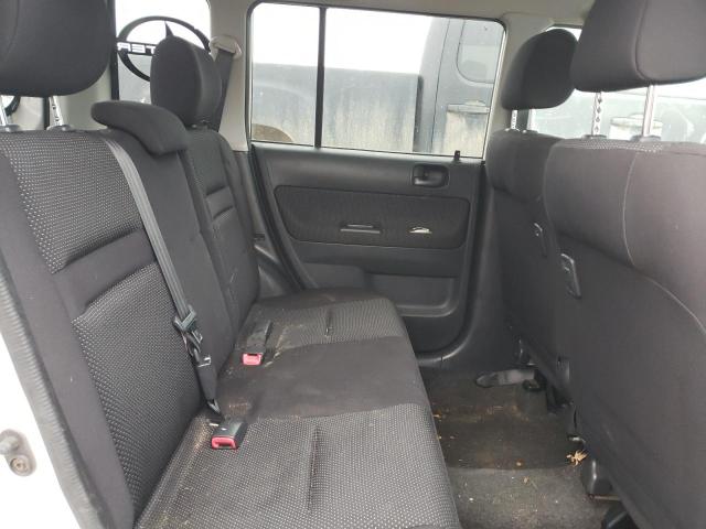 Photo 11 from auction – 2004 TOYOTA SCION XB with VIN JTLKT324940151270