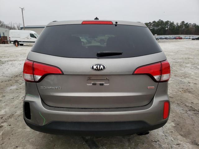 Photo 6 from auction – 2015 KIA SORENTO LX with VIN 5XYKT3A69FG622037