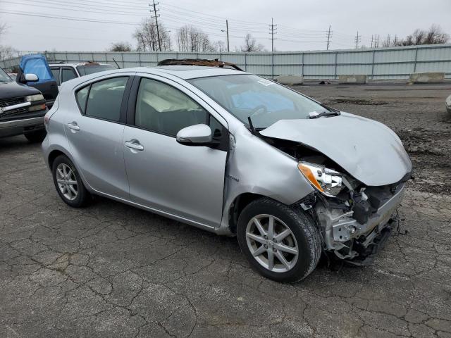 Photo 4 from auction – 2013 TOYOTA PRIUS C with VIN JTDKDTB31D1038844