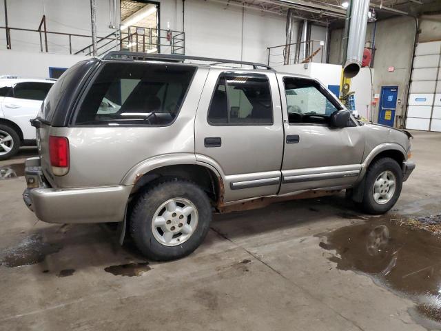 Photo 3 from auction – 2001 CHEVROLET BLAZER with VIN 1GNDT13W912211693