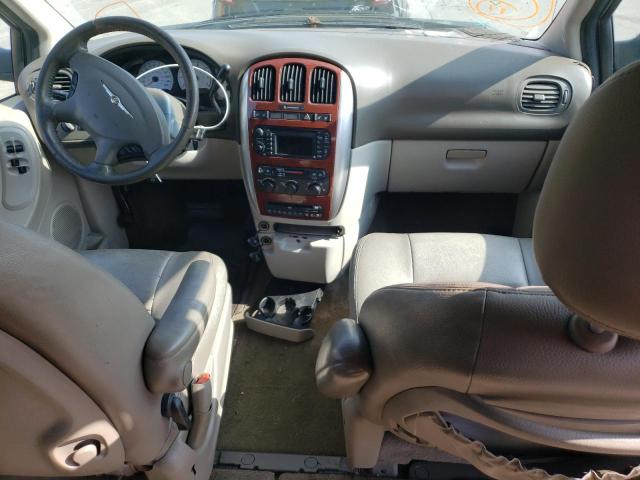 Photo 8 from auction – 2007 CHRYSLER TOWN & COU with VIN 2A4GP54L77R152783
