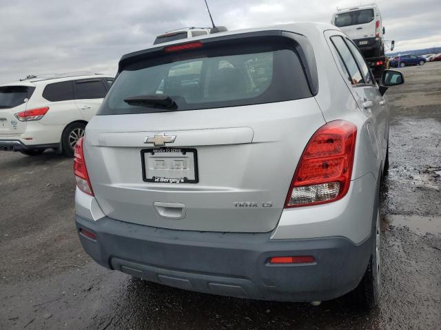 Photo 6 from auction – 2015 CHEVROLET TRAX LS with VIN KL7CJKSB5FB076005