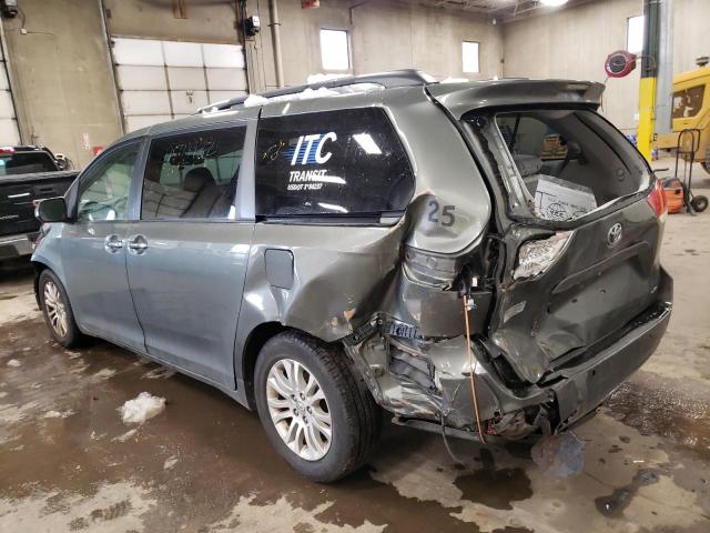 Photo 2 from auction – 2012 TOYOTA SIENNA XLE with VIN 5TDYK3DC3CS235030