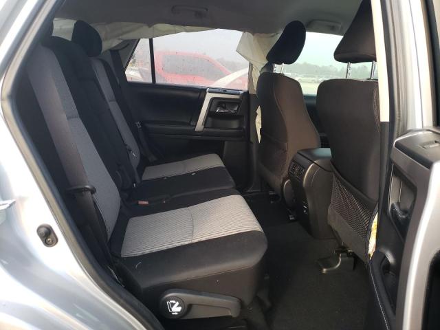 Photo 10 from auction – 2017 TOYOTA 4RUNNER SR with VIN JTEZU5JR6H5163378