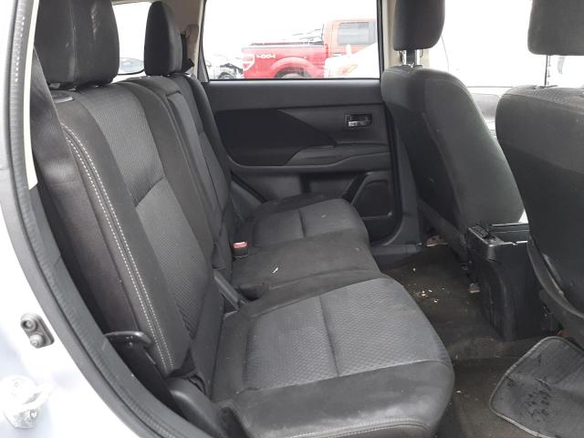 Photo 11 from auction – 2016 MITSUBISHI OUTLANDER with VIN JA4AD2A33GZ004413