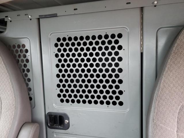 Photo 10 from auction – 2015 GMC SAVANA G25 with VIN 1GTW7FCF6F1113740