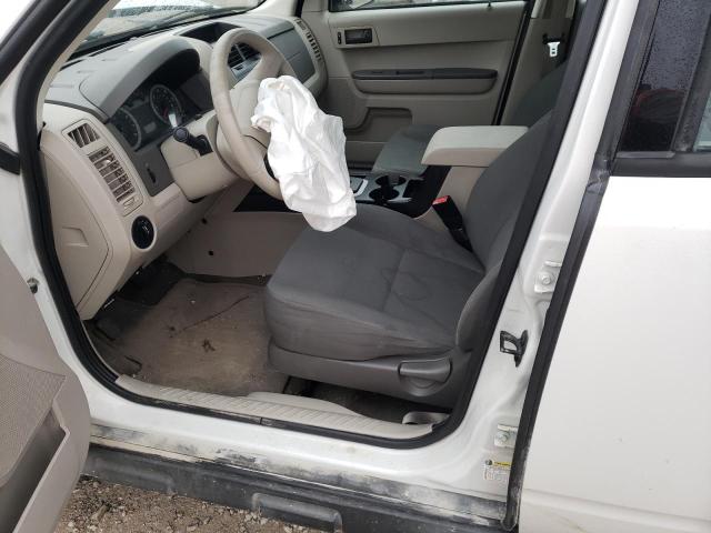 Photo 7 from auction – 2010 FORD ESCAPE XLS with VIN 1FMCU0C77AKD45778