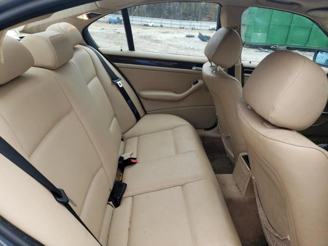 Photo 10 from auction – 2005 BMW 325 I with VIN WBAET37415NJ88459