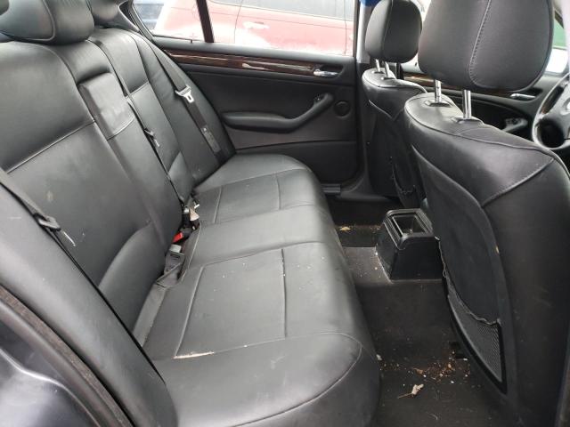 Photo 10 from auction – 2003 BMW 325 I with VIN WBAEV33483KL60081