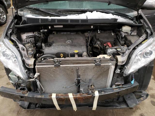 Photo 12 from auction – 2011 TOYOTA SIENNA XLE with VIN 5TDDK3DC4BS026540