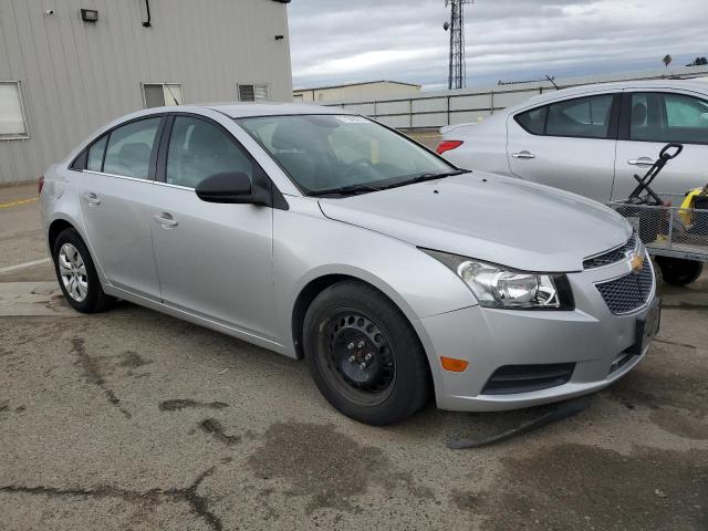 Photo 4 from auction – 2012 CHEVROLET CRUZE LS with VIN 1G1PC5SH4C7401688