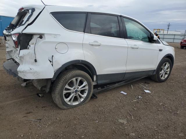 Photo 3 from auction – 2017 FORD ESCAPE SE with VIN 1FMCU9GD6HUD94313
