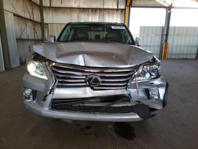 Photo 5 from auction – 2013 LEXUS LX 570 with VIN JTJHY7AX8D4119104