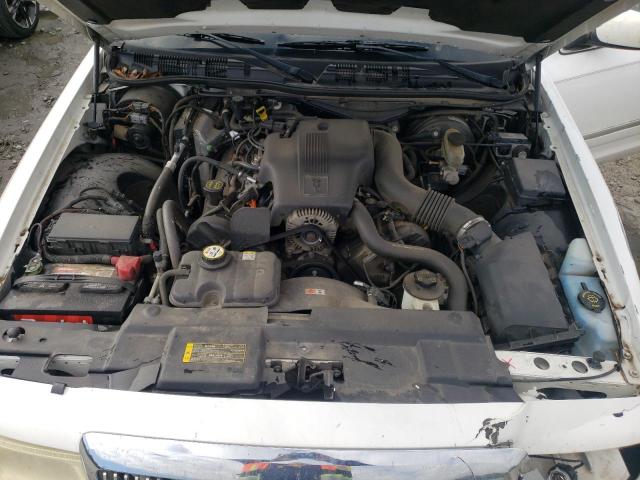 Photo 11 from auction – 2004 MERCURY GRAND MARQ with VIN 2MEFM74W04X652287