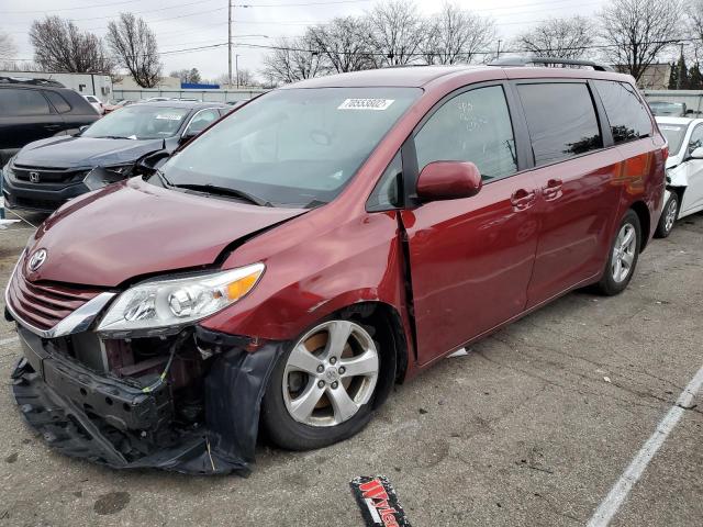 TOYOTA SIENNA LE 2017 with VIN 5TDKZ3DC4HS899538 - Photo from auction