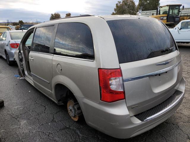 Photo 2 from auction – 2015 CHRYSLER TOWN & COU with VIN 2C4RC1BG4FR739482