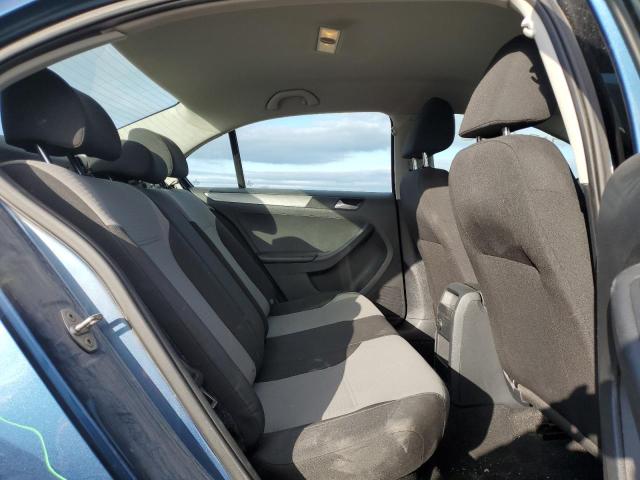 Photo 10 from auction – 2017 VOLKSWAGEN JETTA S with VIN 3VW2B7AJXHM202918