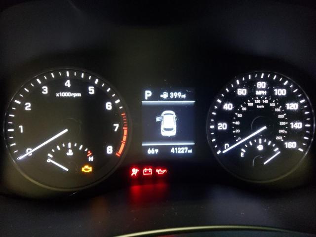 Photo 9 from auction – 2020 HYUNDAI TUCSON SE with VIN KM8J2CA47LU075904