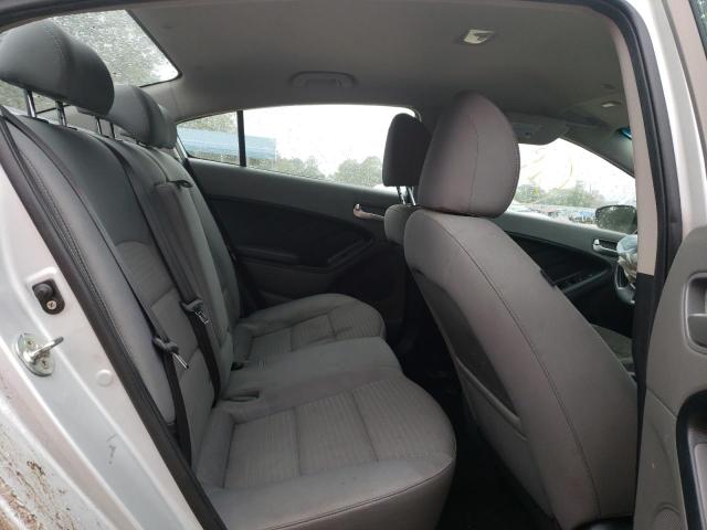 Photo 10 from auction – 2018 KIA FORTE LX with VIN 3KPFL4A72JE180739