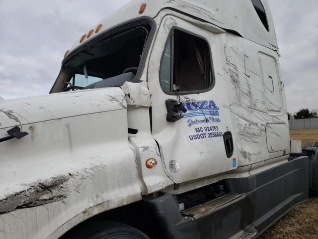 Photo 9 from auction – 2016 FREIGHTLINER CASCADIA 1 with VIN 3AKJGLBG7GSHT7488