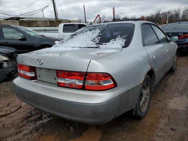 Photo 3 from auction – 2001 LEXUS ES 300 with VIN JT8BF28GX10336016
