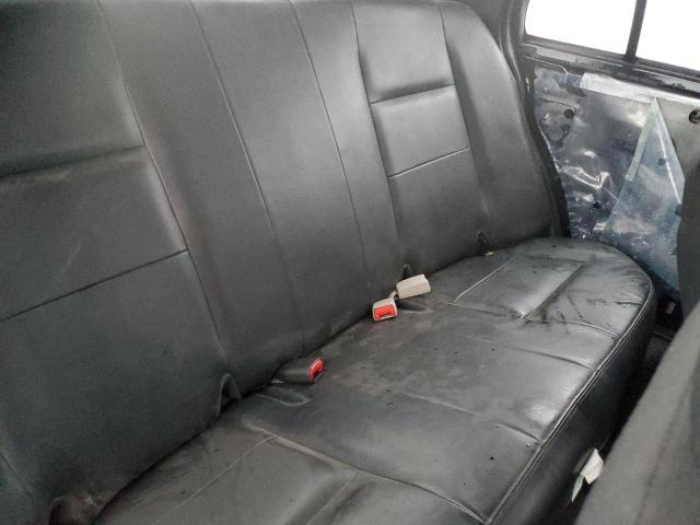 Photo 10 from auction – 2011 FORD CROWN VICT with VIN 2FABP7BV6BX145737