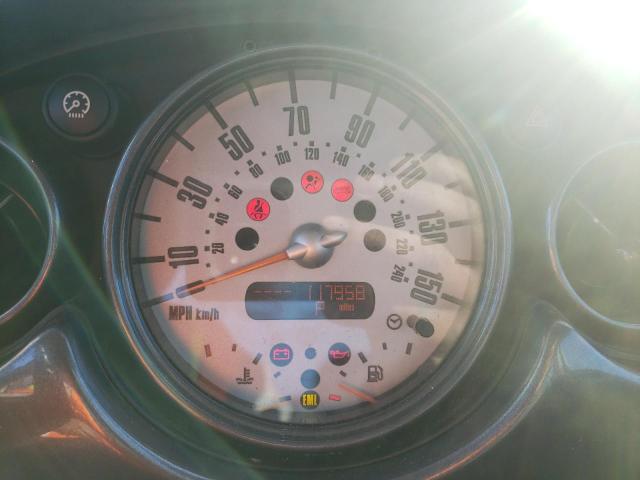 Photo 8 from auction – 2006 MINI COOPER with VIN WMWRC335X6TJ79126