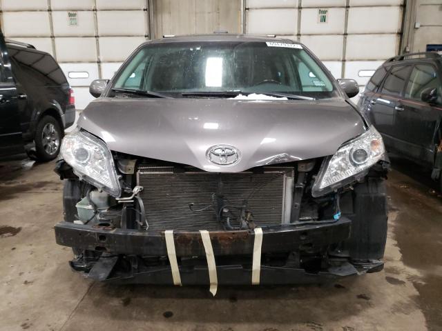 Photo 5 from auction – 2011 TOYOTA SIENNA XLE with VIN 5TDDK3DC4BS026540