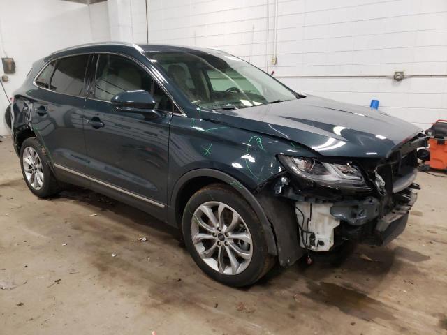 Photo 4 from auction – 2019 LINCOLN MKC SELECT with VIN 5LMCJ2D99KUL47510
