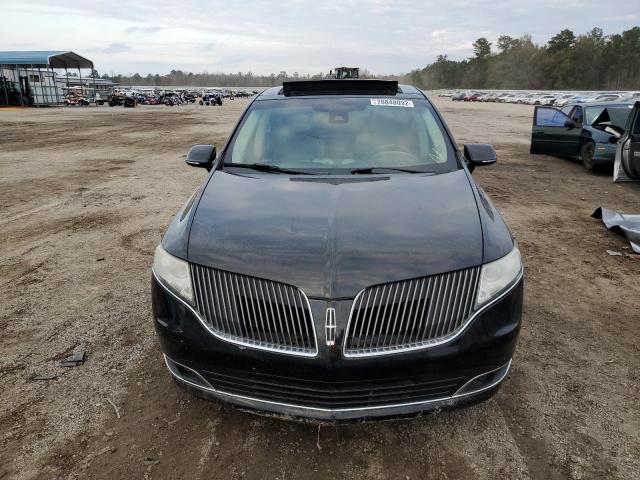 Photo 5 from auction – 2013 LINCOLN MKT with VIN 2LMHJ5AT9DBL52147