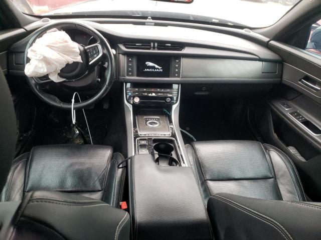 Photo 8 from auction – 2016 JAGUAR XF S with VIN SAJBM4BV7GCY16338
